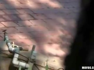 Пленителен аматьори смучене и обратен каубойка