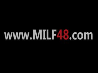 Amat elit milf penetrate