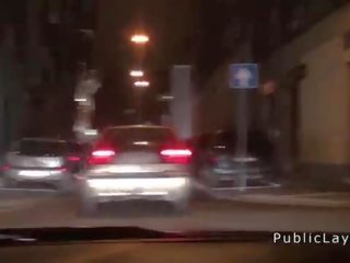 شاب امرأة رئيس خبطت بوف في سيارة متجر إلى نقد