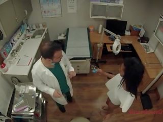 Arg süütu segatud kullake undergoes mandatory uus õpilane physical - girlsgonegyno&period;com bella&comma; tampa ülikool physical - osa 4 kohta 7