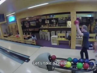 HUNT4K. dirty video in a bowling place - I've got strike!